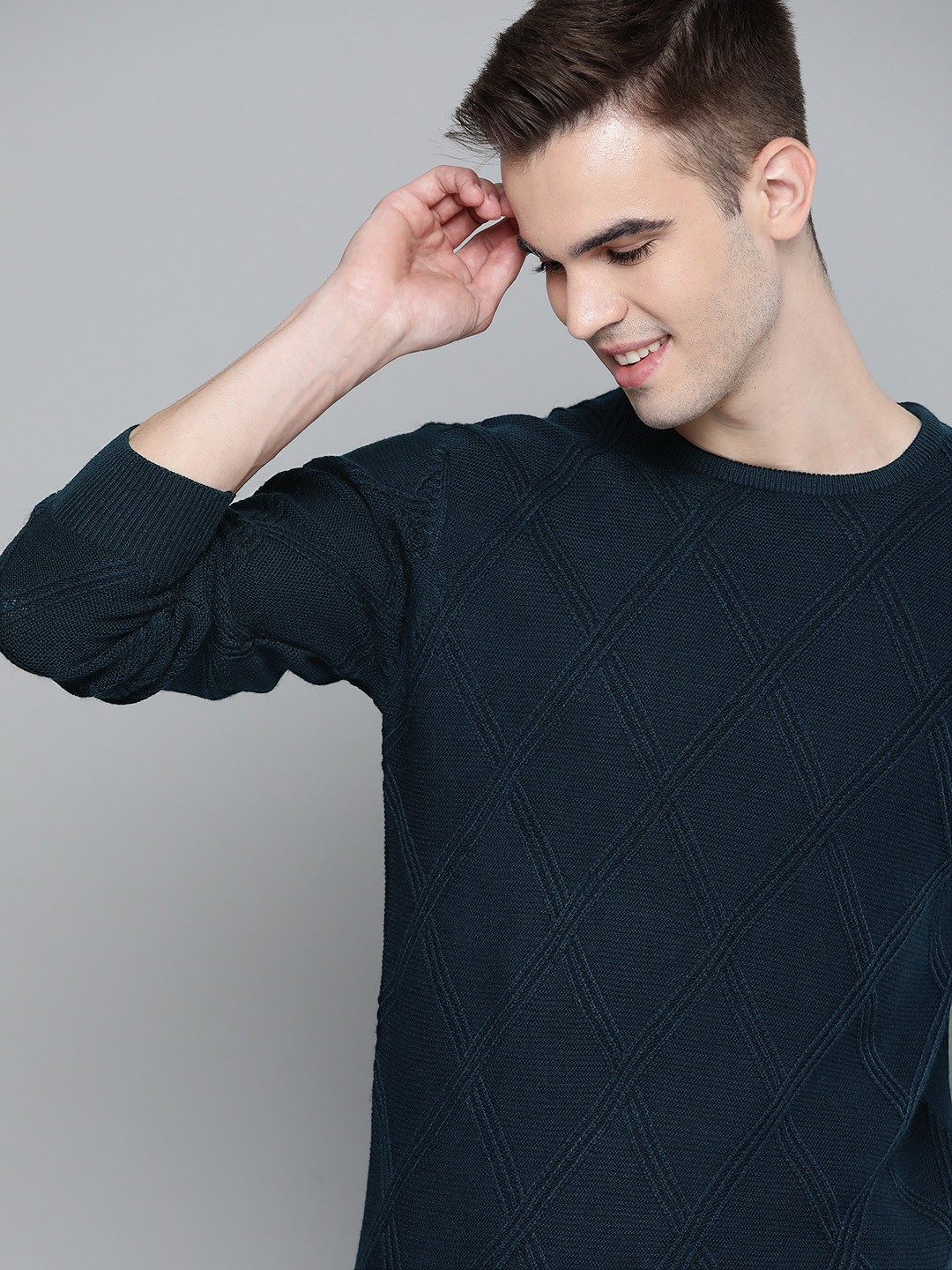 

Mast & Harbour Men Navy Blue Geometric Self Design Pullover