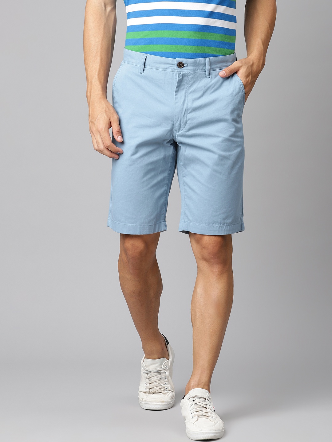

Indian Terrain Men Blue Solid Cotton Mid-Rise Chino Shorts
