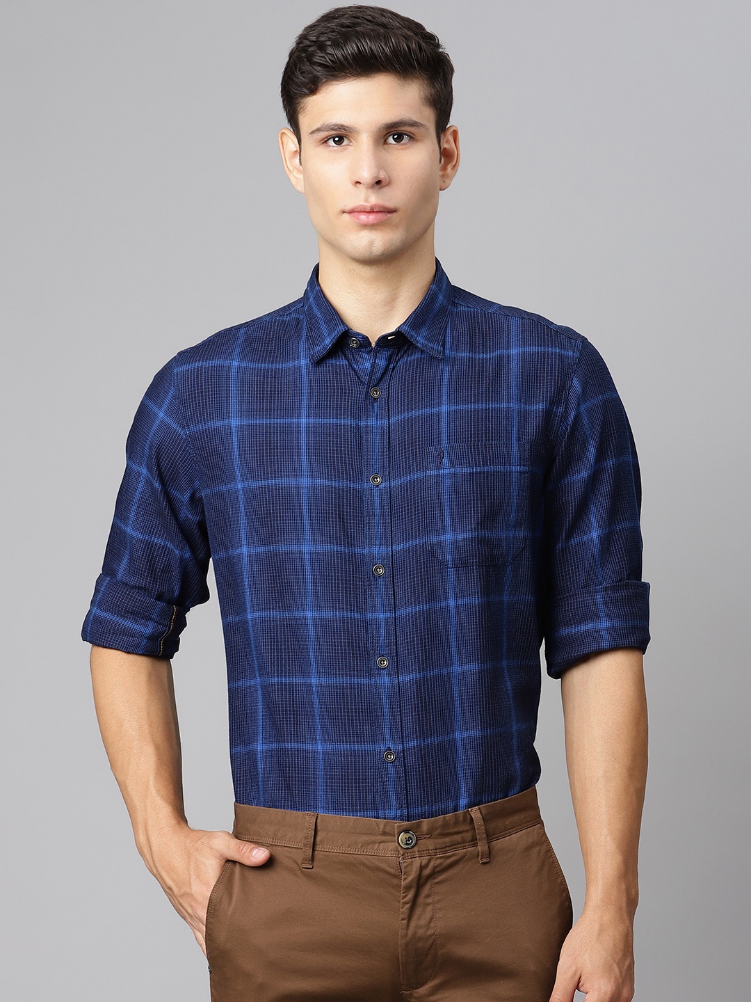 

Indian Terrain Men Blue Slim Fit Checked Cotton Casual Shirt