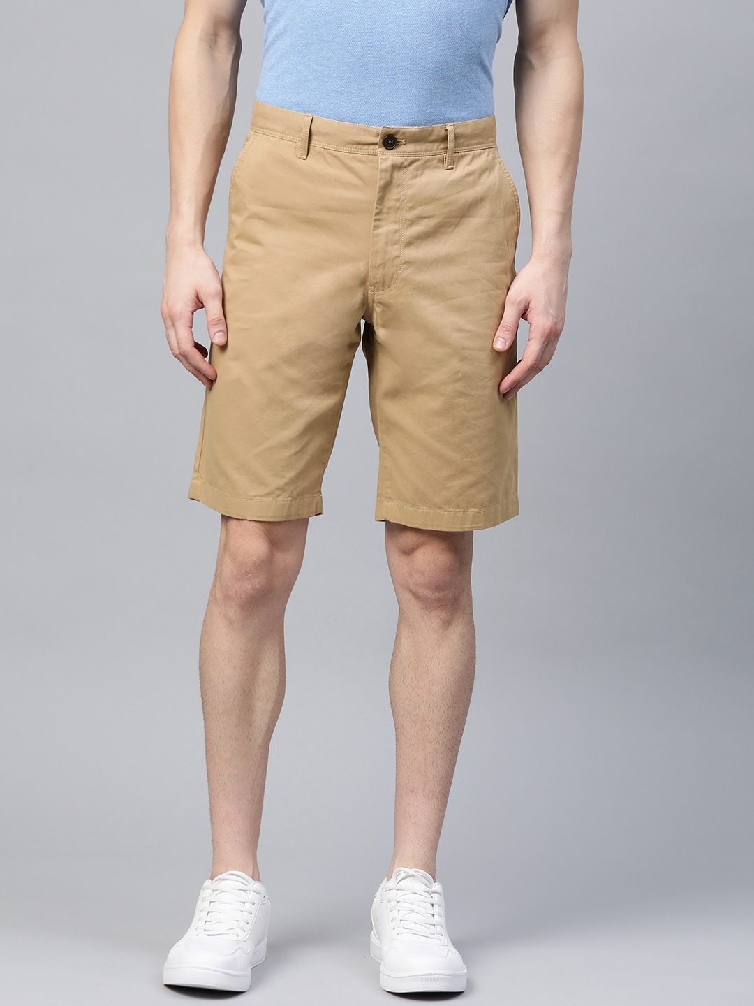 

Indian Terrain Men Beige Solid Mid-Rise Chinos Shorts