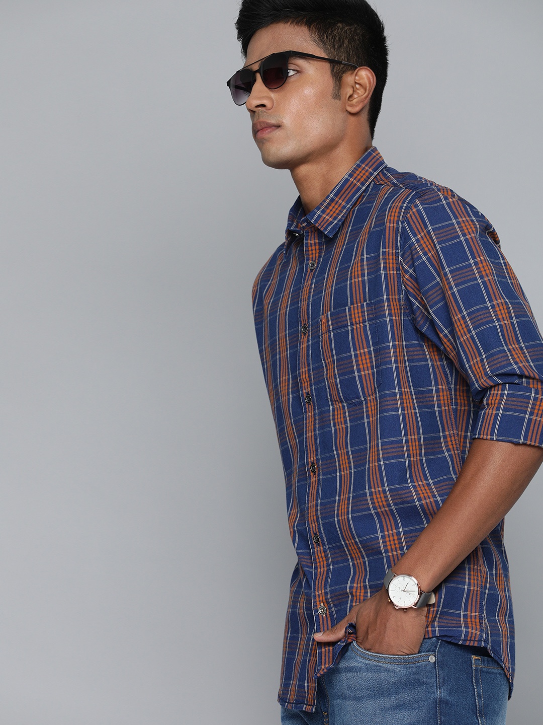 

Indian Terrain Men Blue Chiseled Fit Checked Casual Shirt