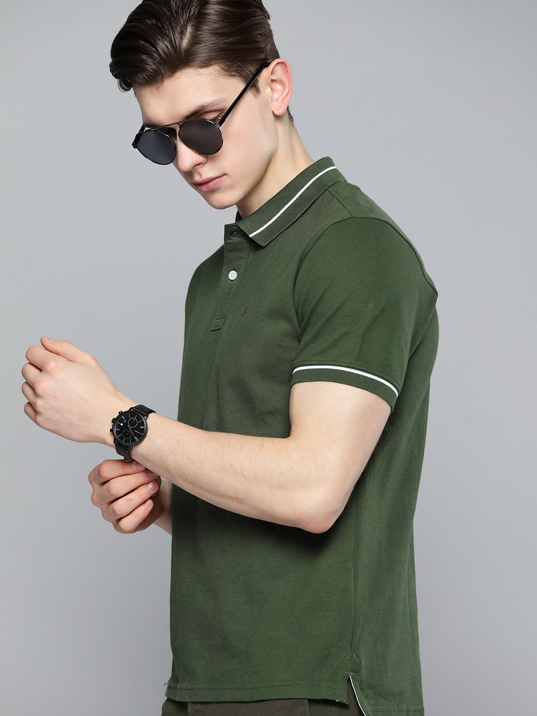 

Indian Terrain Men Olive Green Polo Collar T-shirt