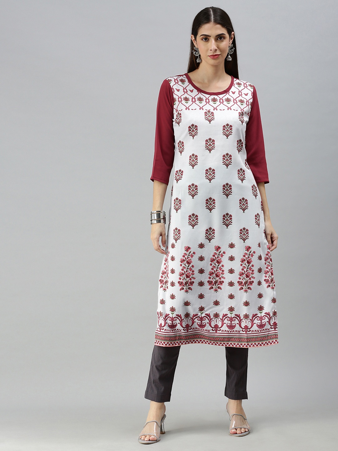 

Blissta Women White Floral Printed Crepe Kurta