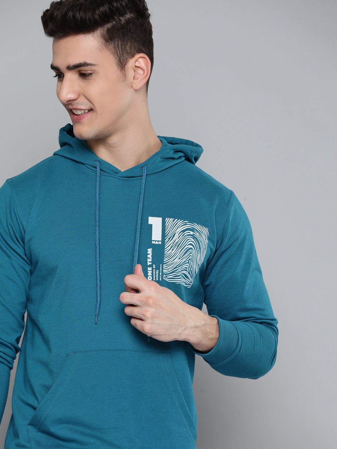

Mast & Harbour Men Teal Blue & White Printed Detail Hooded Sweatshirt