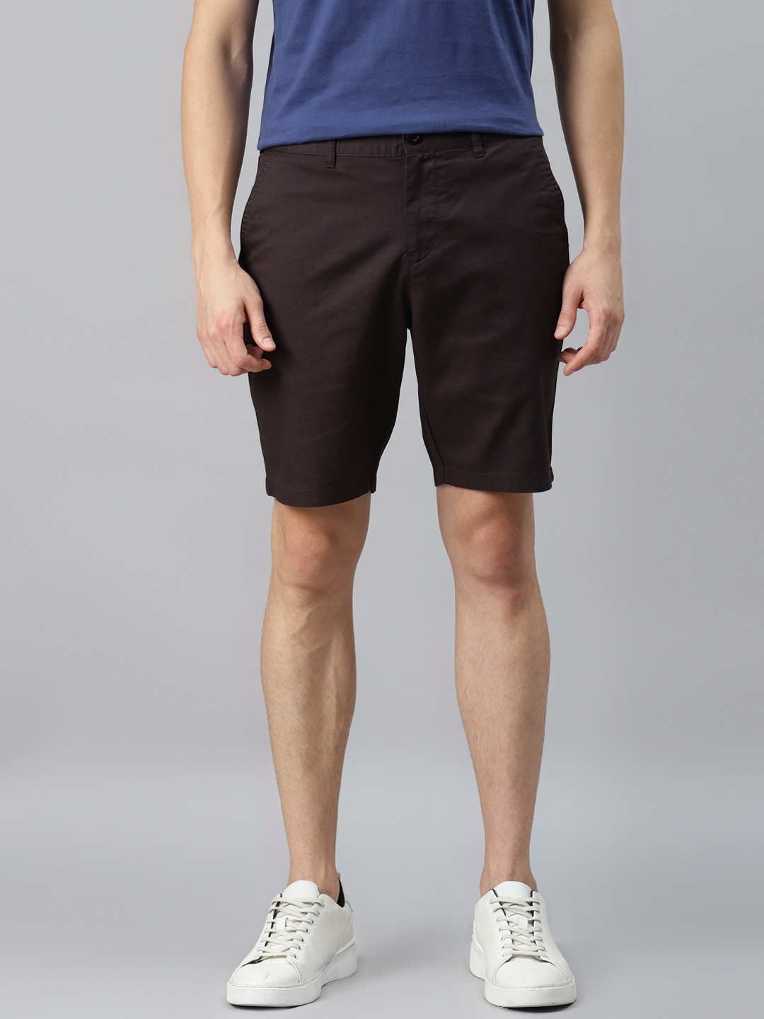 

Mast & Harbour Men Coffee Brown Solid Mid-Rise Chino Shorts