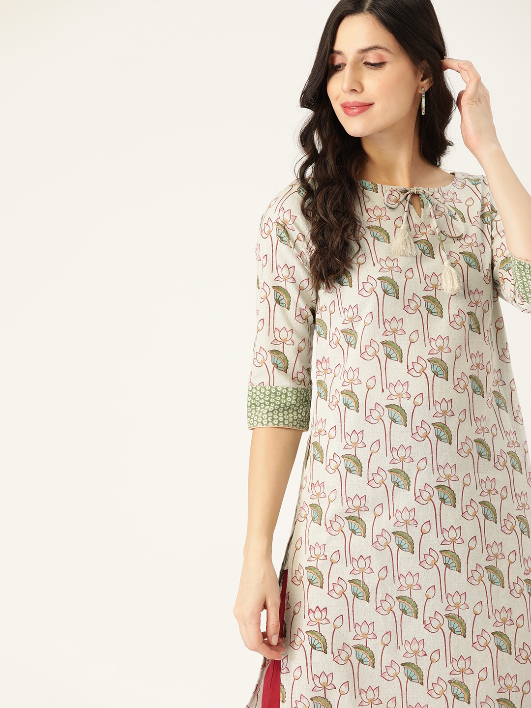 

Taavi Women Grey & Maroon Handblock & Ethnic Motifs Printed Keyhole Neck Kurta