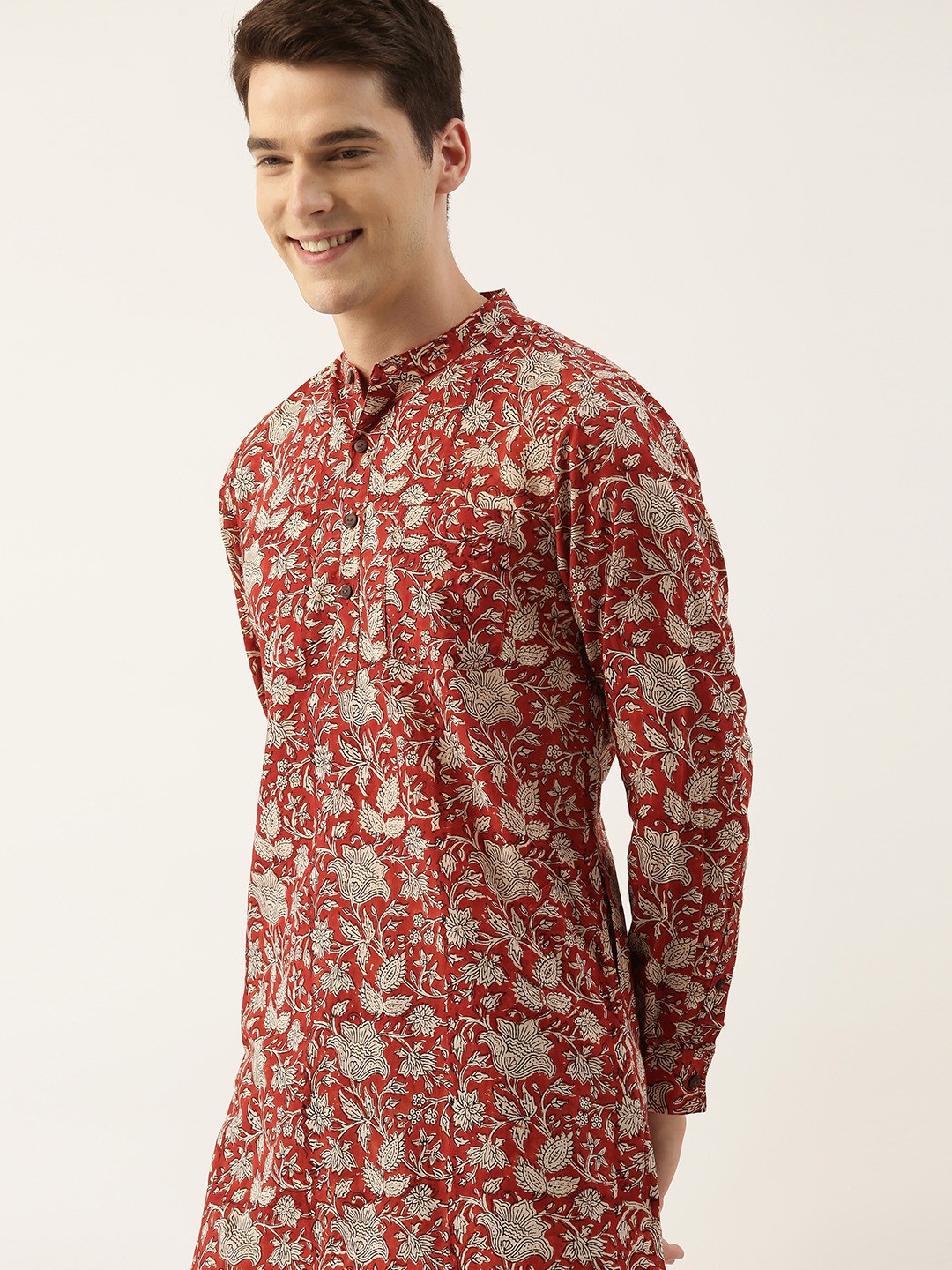 

Taavi Men Maroon & Beige Bagru Hand Block Printed Sustainable Kurta