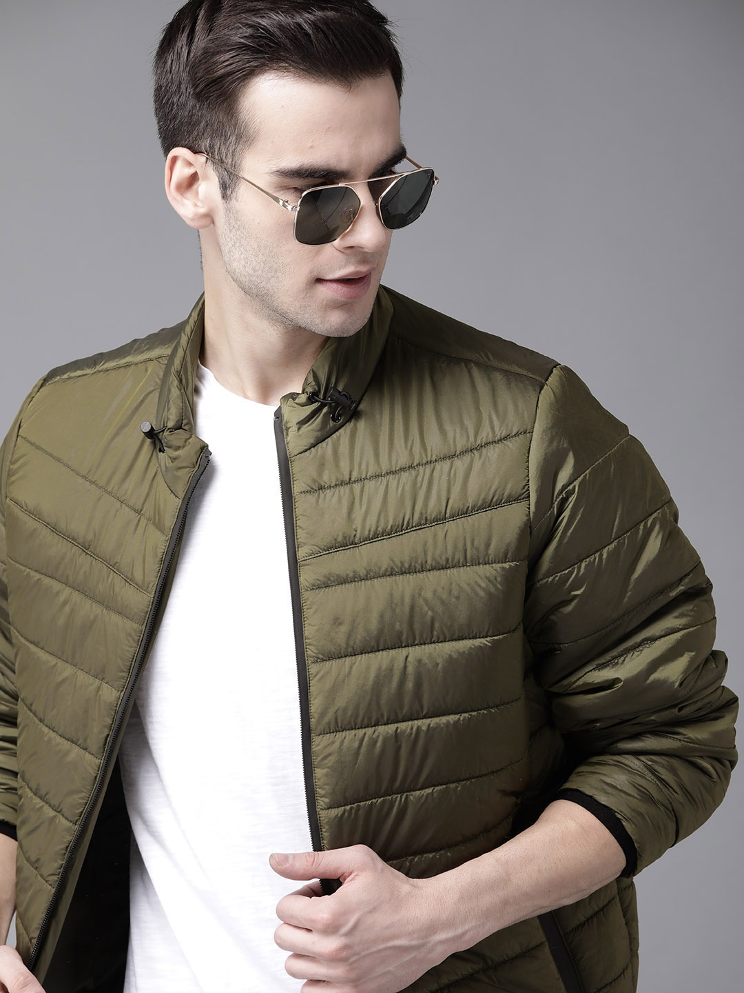 

Roadster Men Olive Green Solid Padded Jacket