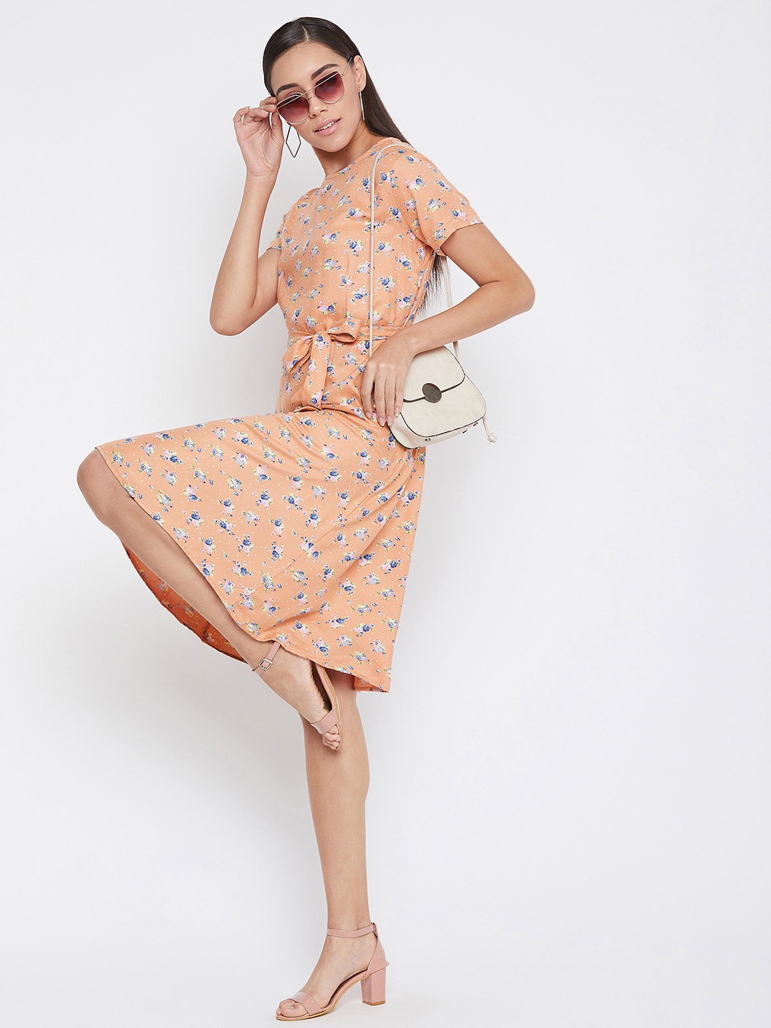 

Crimsoune Club Peach Floral Dress