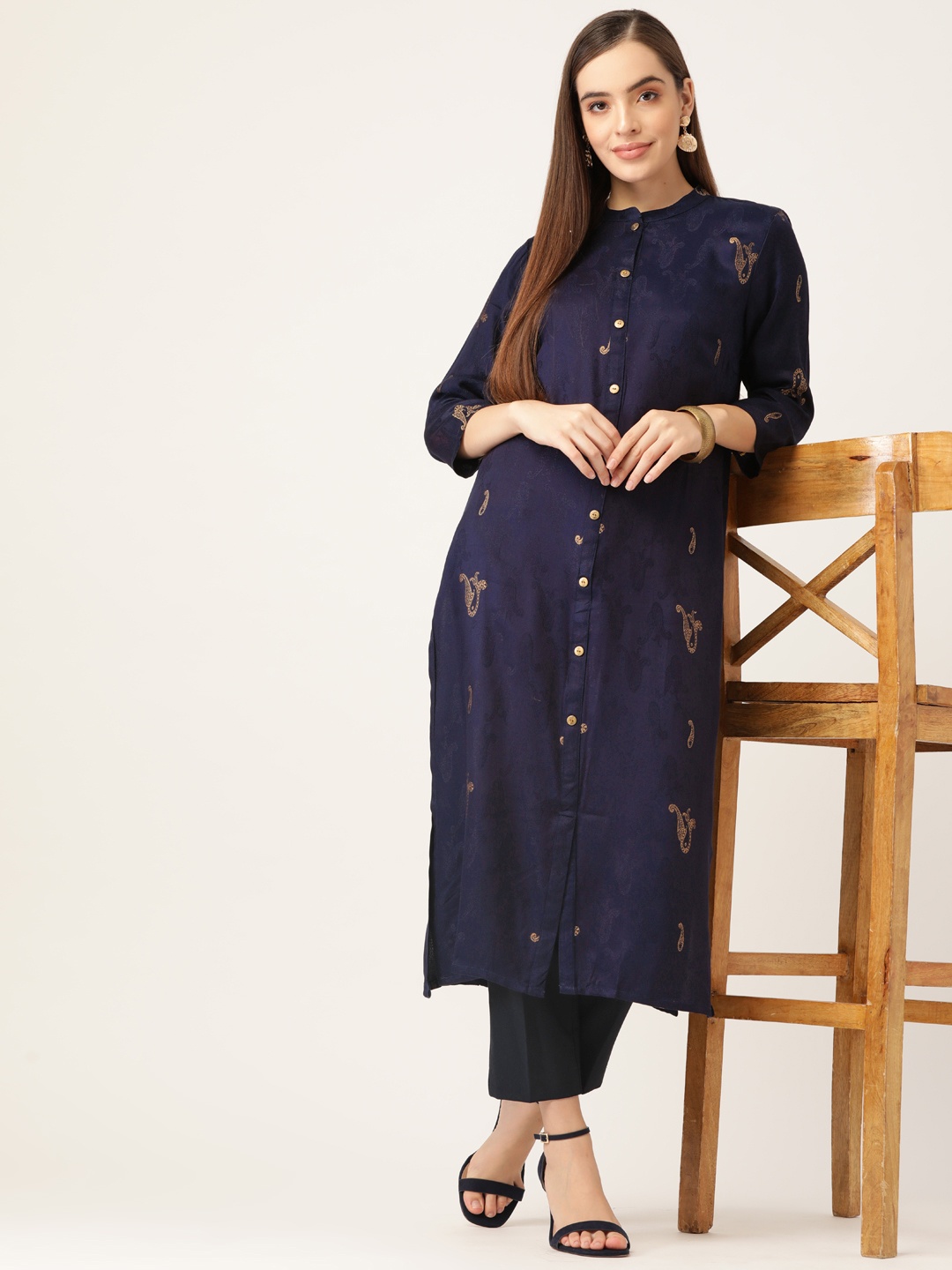 

Anouk Women Navy Blue & Golden Paisley Printed Indigo Jacquard Kurta