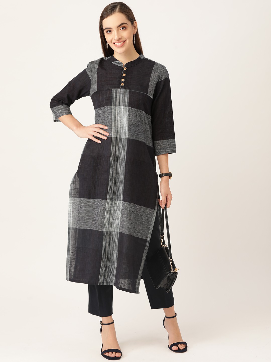 

Anouk Women Black & Off White Checked Pure Cotton Kurta