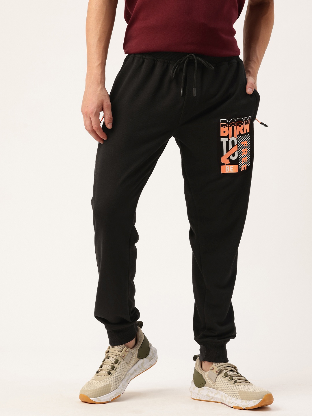 

Sports52 wear Men Slim Fit Typography Printed Joggers, Black
