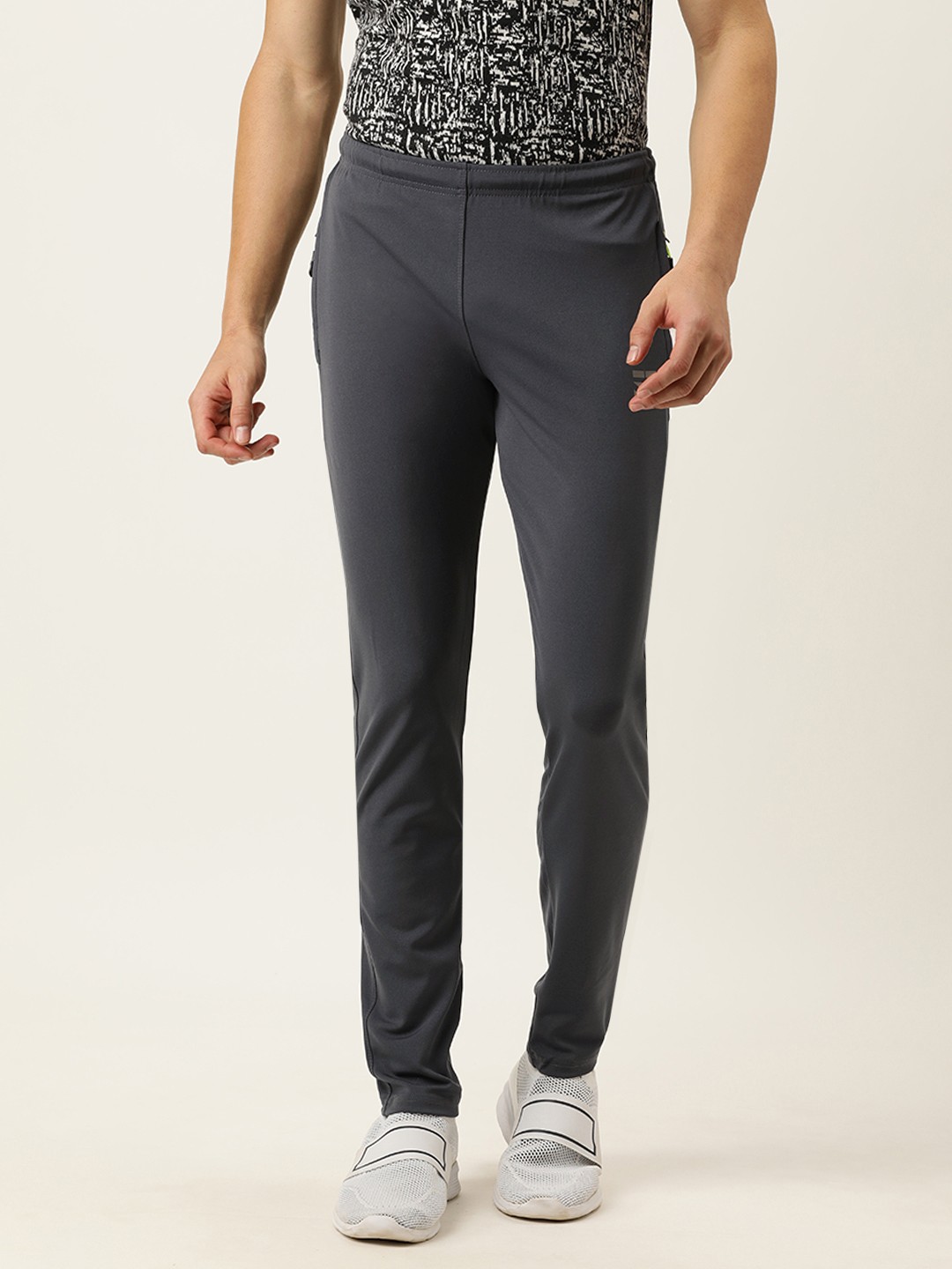 

Sports52 wear Men Grey Solid Slim Fit Track Pants