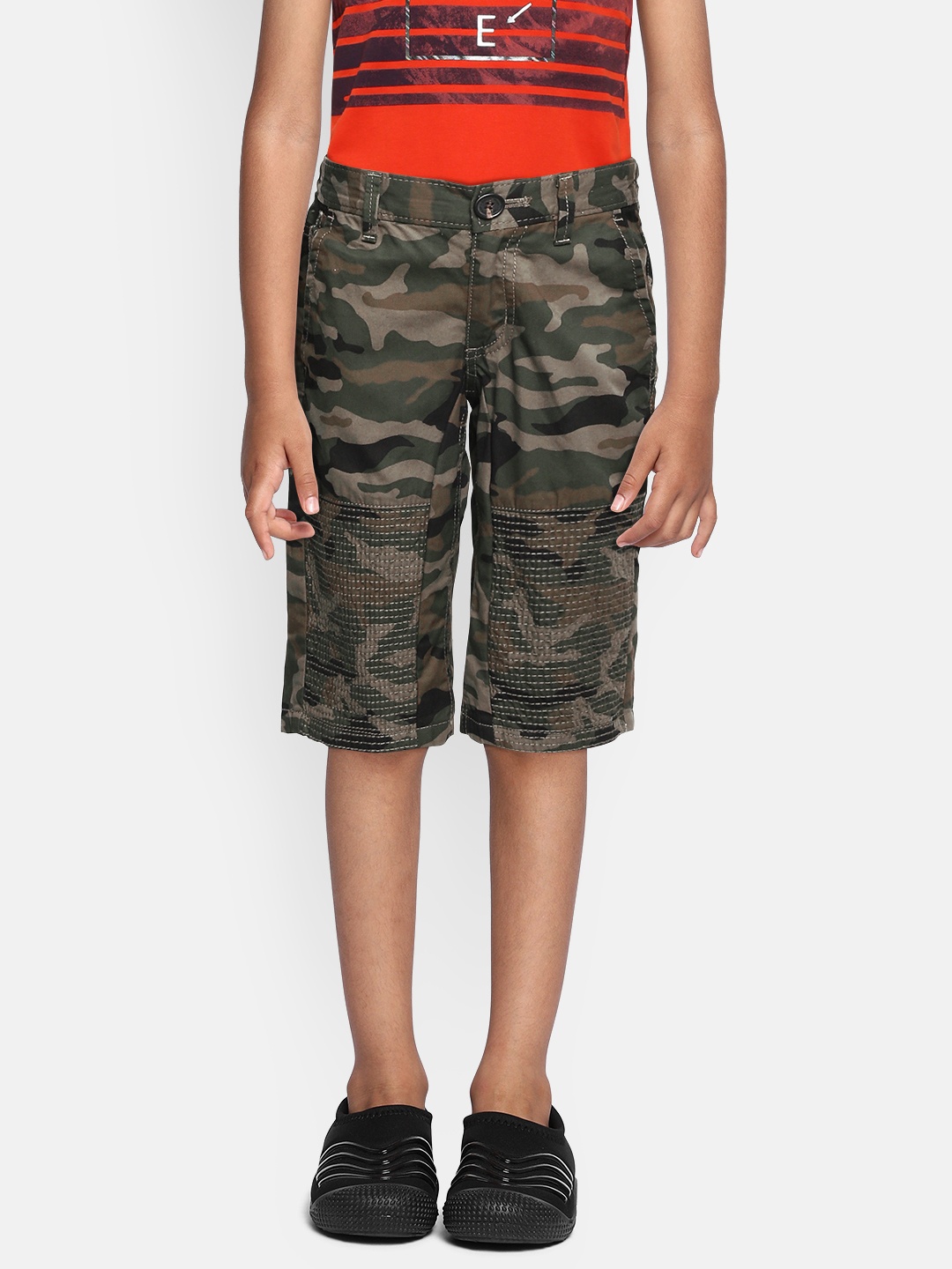

Indian Terrain Boys Olive Green & Beige Camouflage Printed Slim Fit Regular Shorts