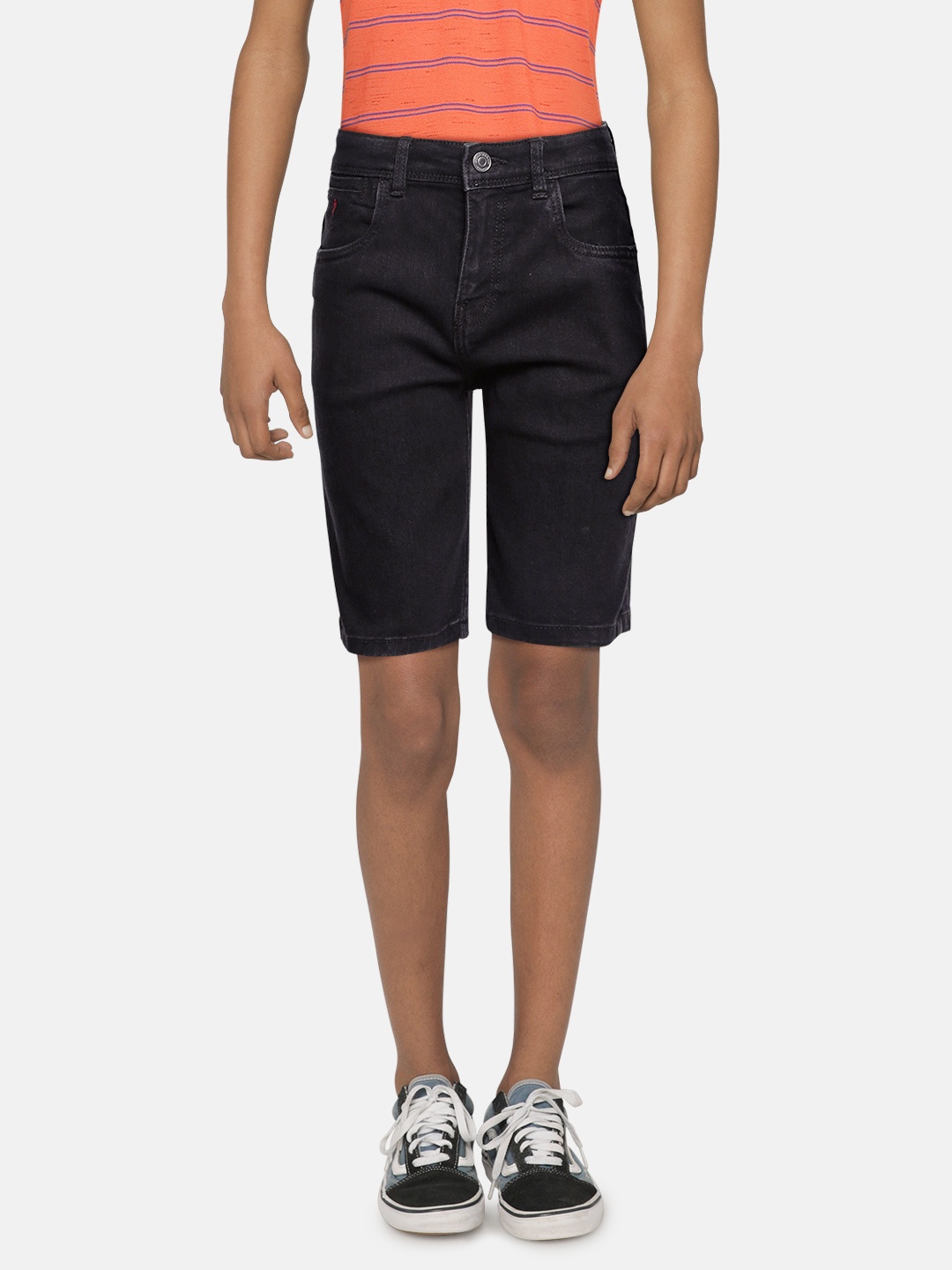 

Indian Terrain Boys Black Mid-Rise Denim Shorts