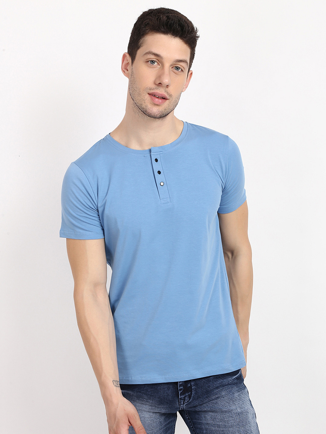 

V2 Value & Variety Men Blue Henley Neck T-shirt