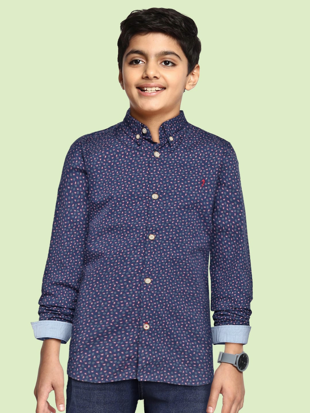 

Indian Terrain Boys Navy Blue & White Printed Pure Cotton Casual Shirt