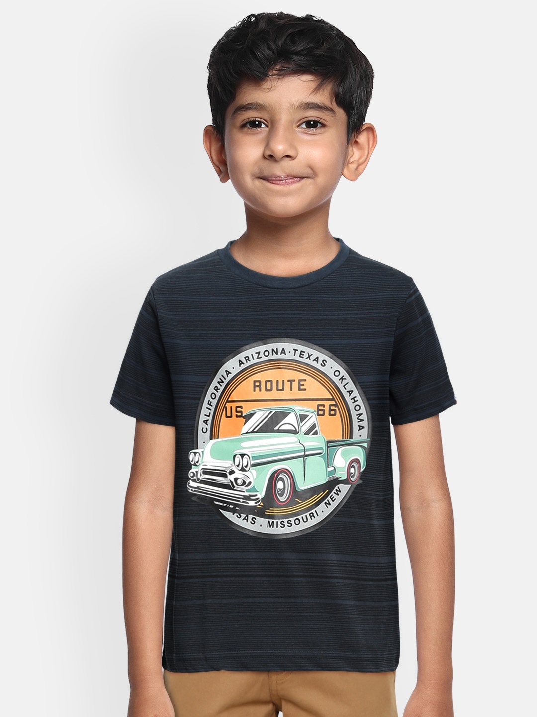 

Indian Terrain Boys Black Green Pure Cotton Printed Pure Cotton T-shirt