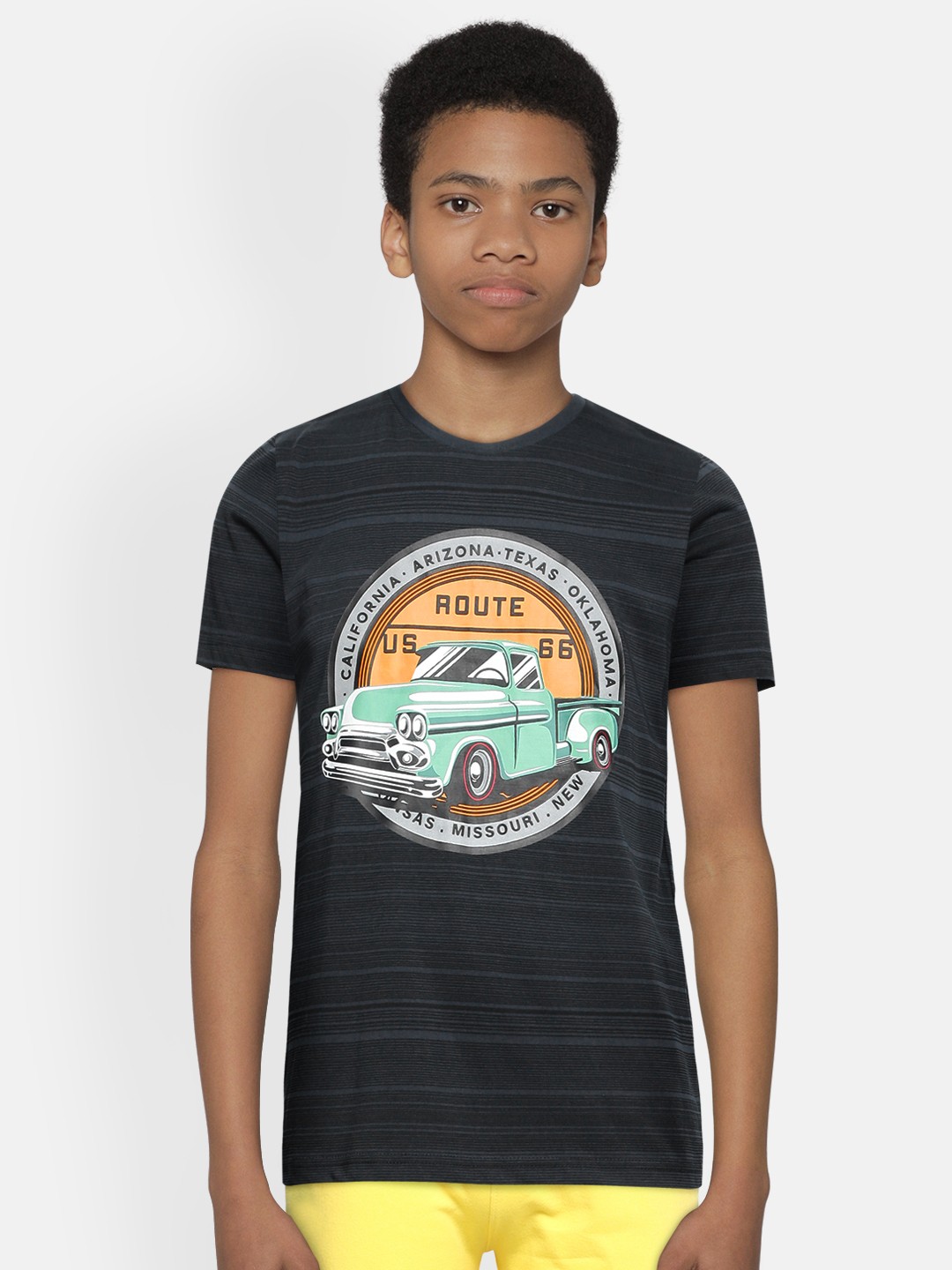 

Indian Terrain Boys Black Green Printed Pure Cotton T-shirt