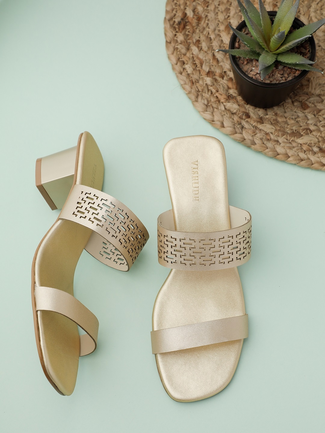 

Vishudh Women Gold-Toned Textured Block Heels