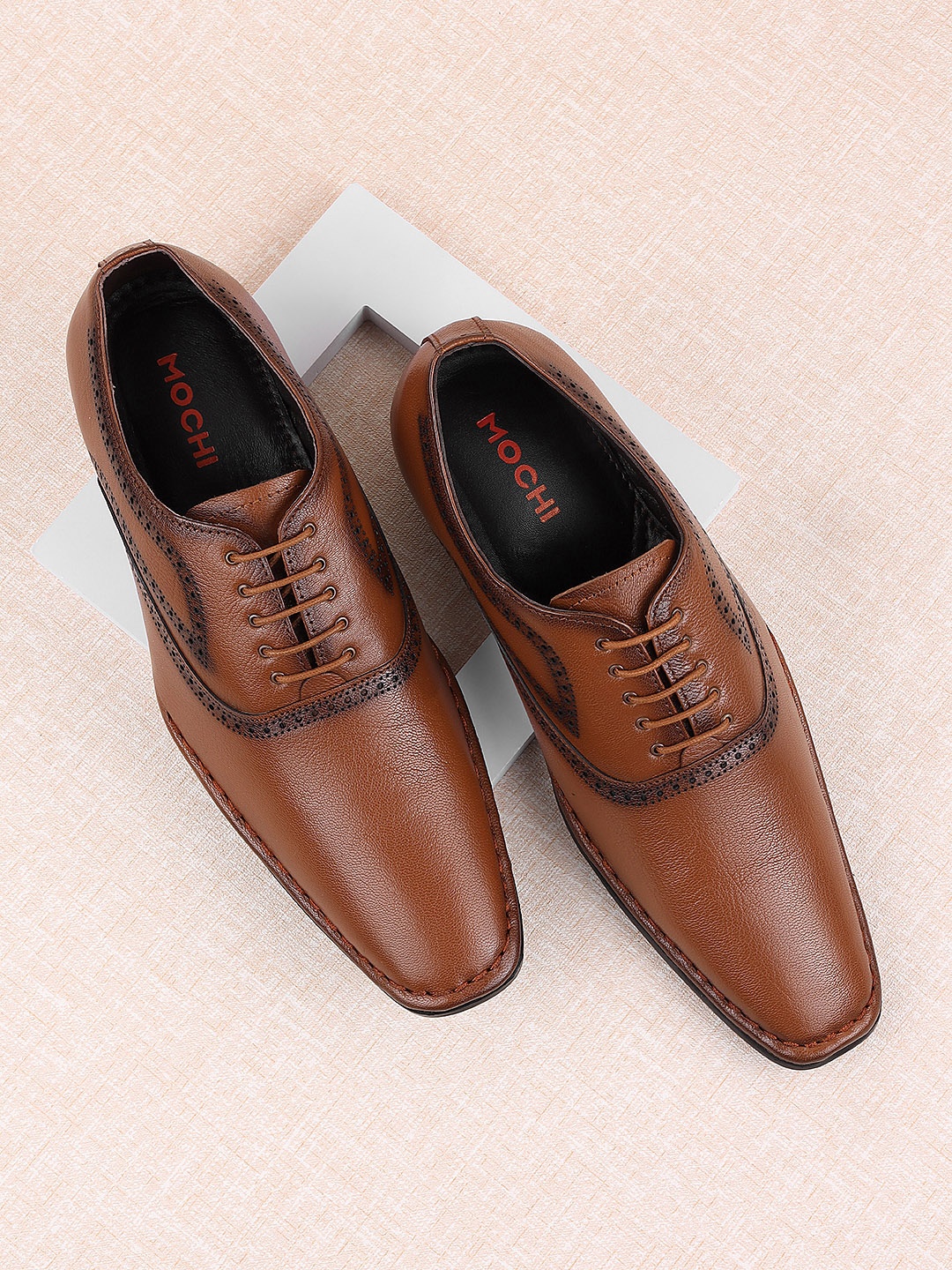 

Mochi Men Tan Brown Textured Leather Formal Oxfords
