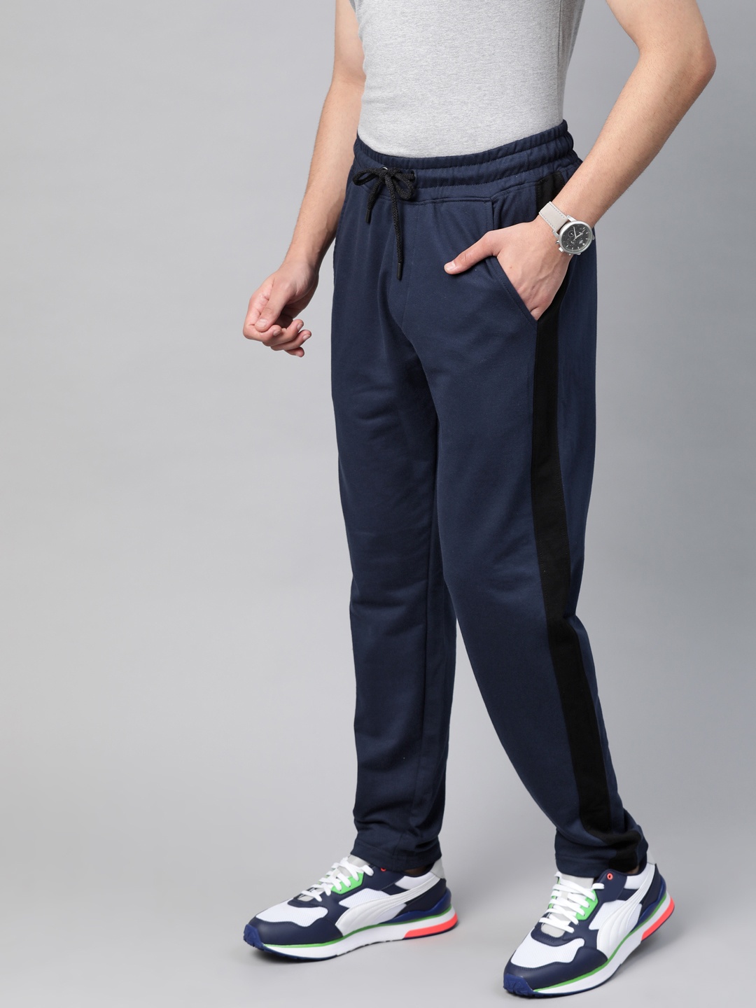 

Harvard Men Navy Blue Solid Track Pants
