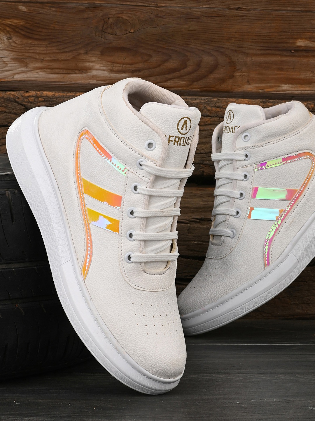 

AfroJack Men White & Pink Striped Mid-Top Sneakers
