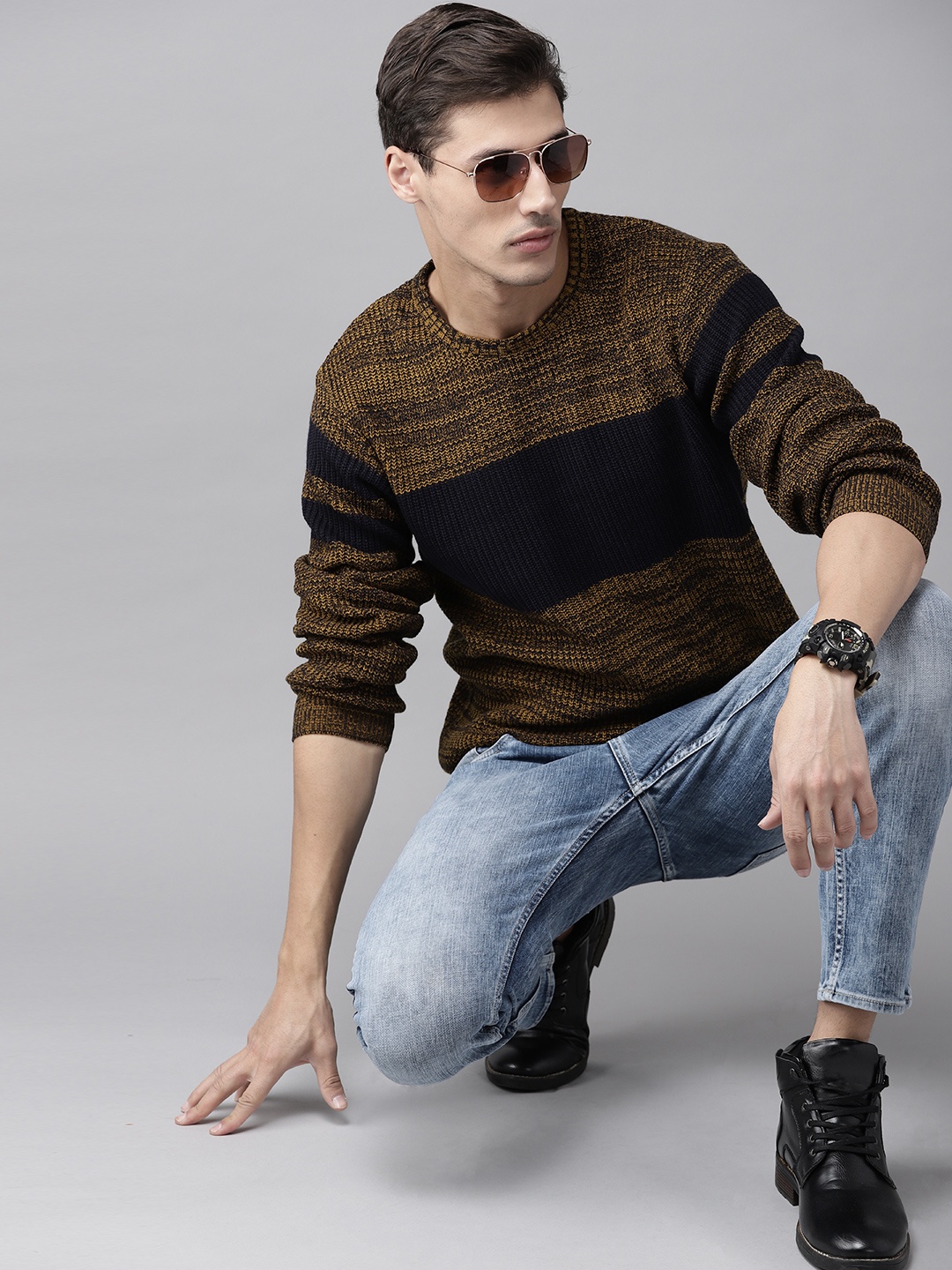 

Roadster Men Brown & Black Colourblocked Pullover