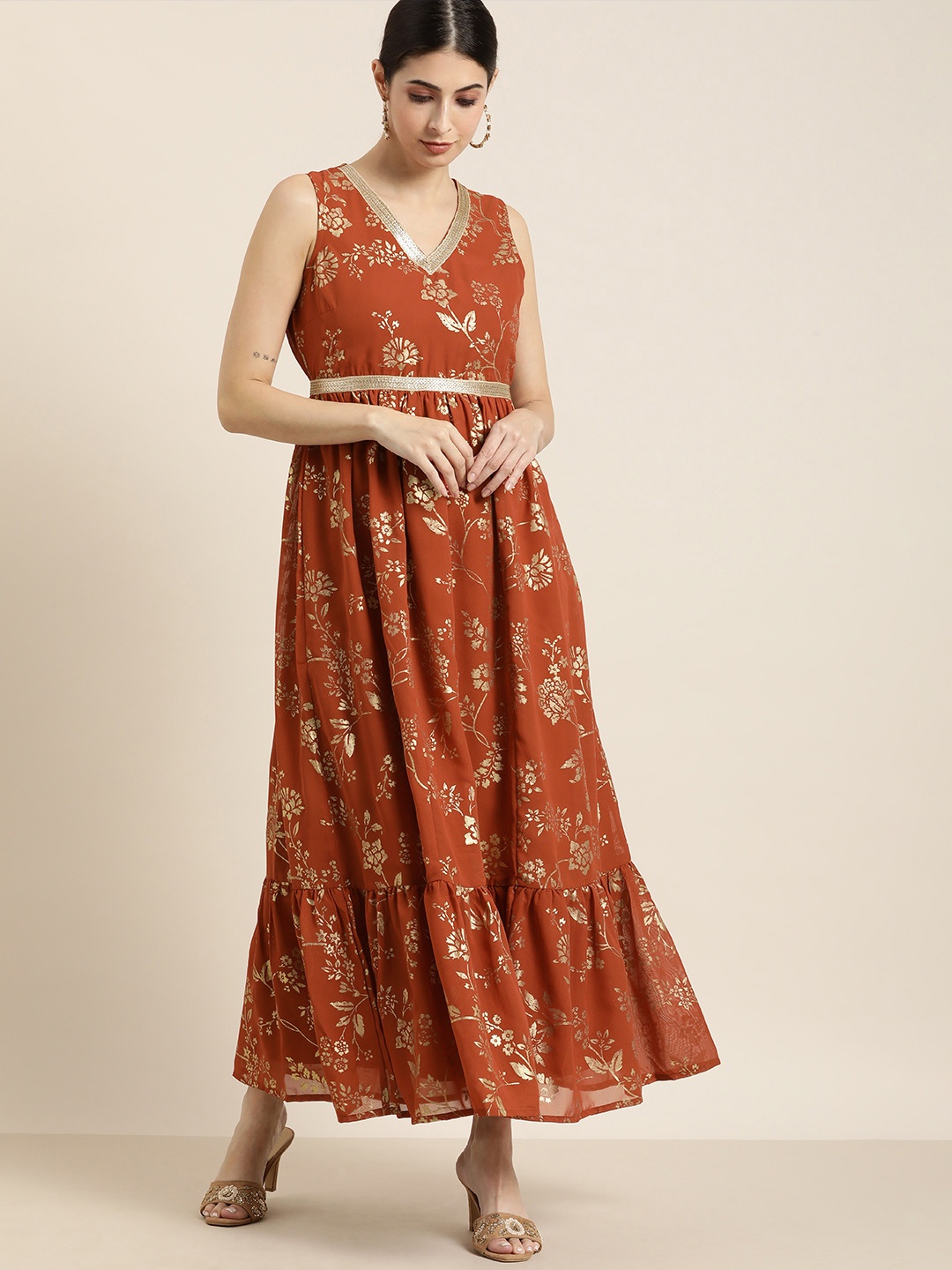 

all about you Women Brown & Gold-Toned Floral Print Maxi Dress