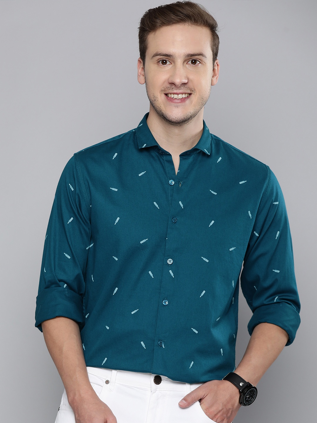 

Mast & Harbour Men Teal Blue Slim Fit Opaque Printed Casual Shirt
