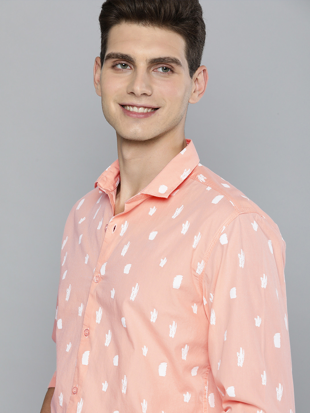 

Mast & Harbour Men Peach-Coloured Printed Pure Cotton Casual Shirt
