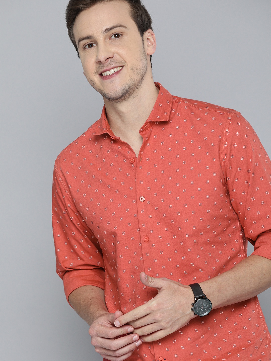 

Mast & Harbour Men Red Opaque Printed Casual Shirt