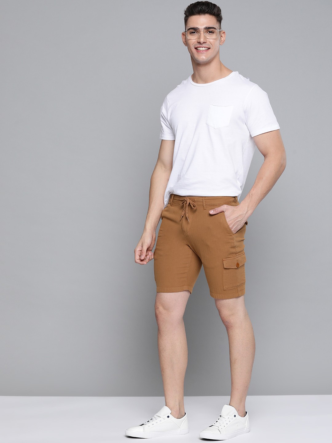 

Mast & Harbour Men Brown Pure Cotton Self-Striped Cargo Shorts