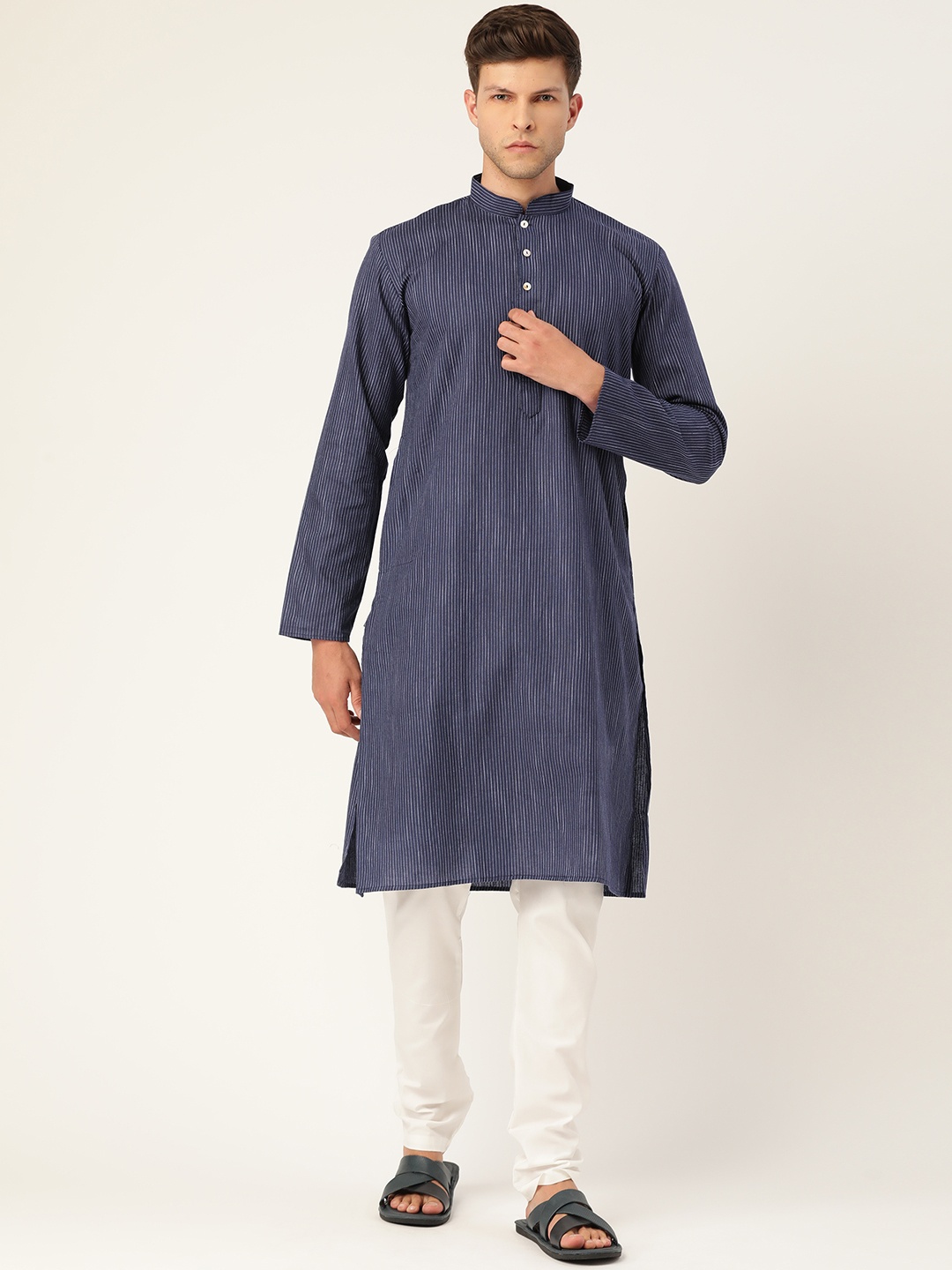 

RAJUBHAI HARGOVINDAS Men Navy Blue & White Striped Pure Cotton Kurta with Churidar