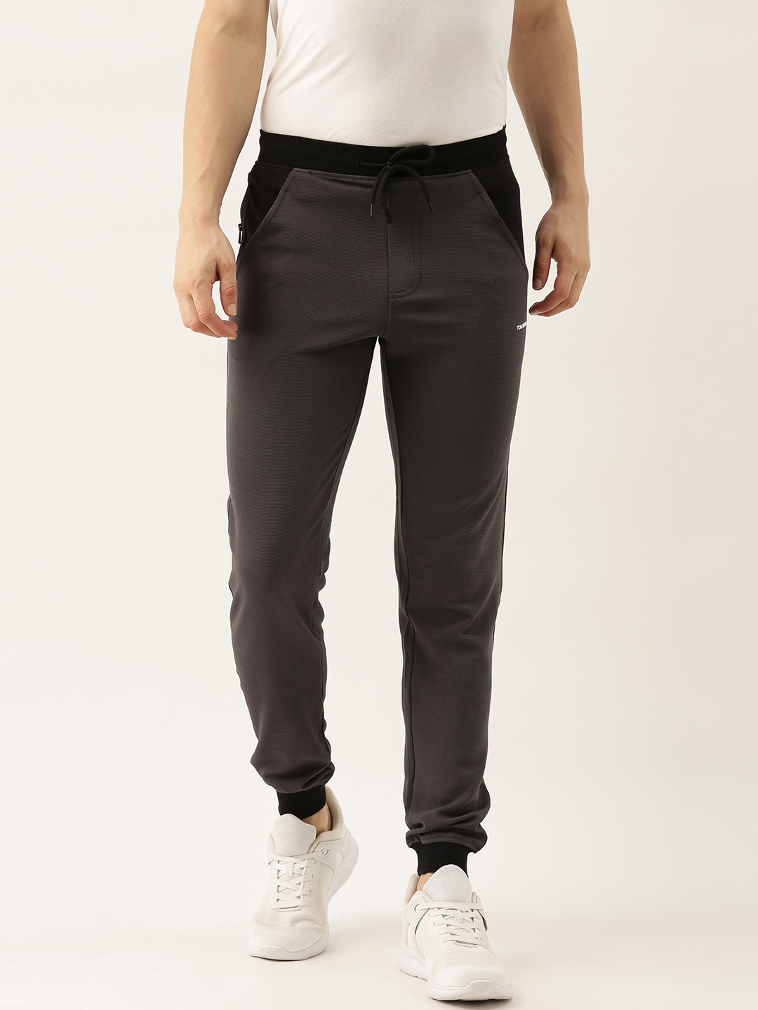 

TOM BURG Men Grey Solid Slim Fit Joggers