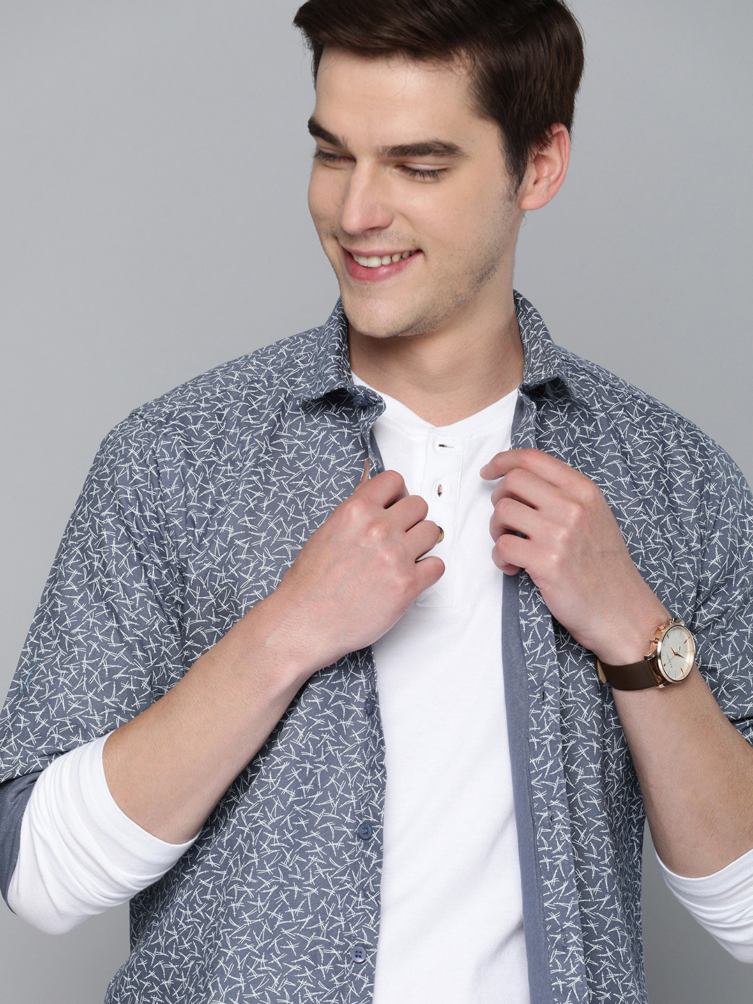 

Mast & Harbour Men Grey Printed Casual Shirt