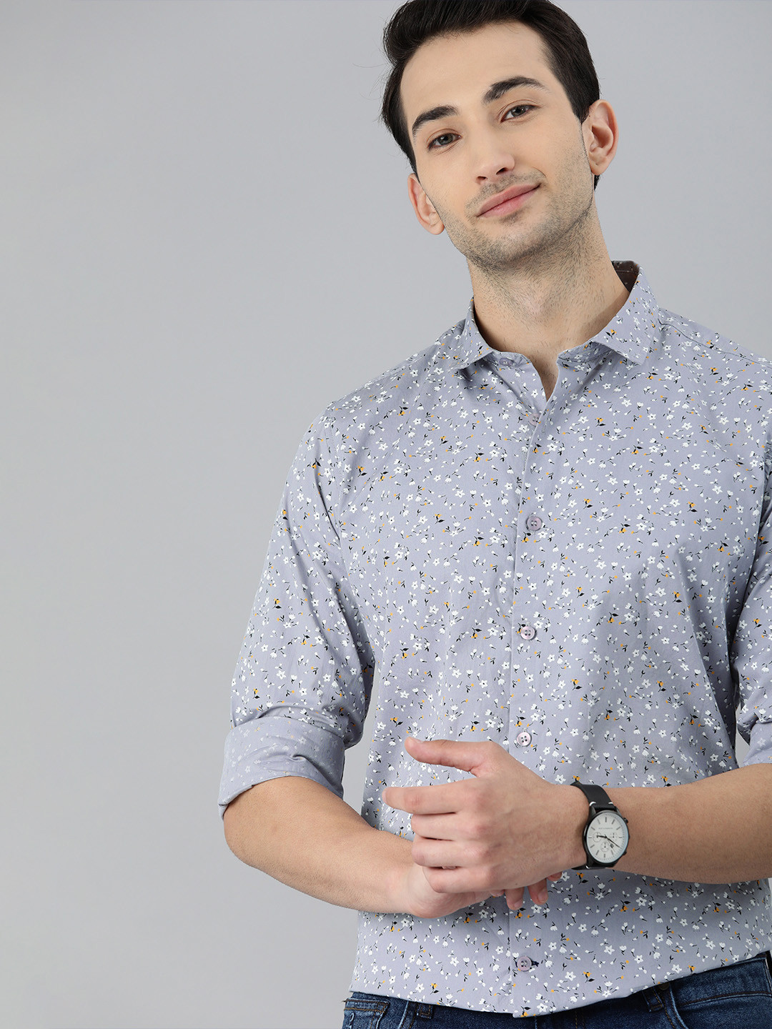 

Mast & Harbour Men Grey Floral Printed Casual Shirt