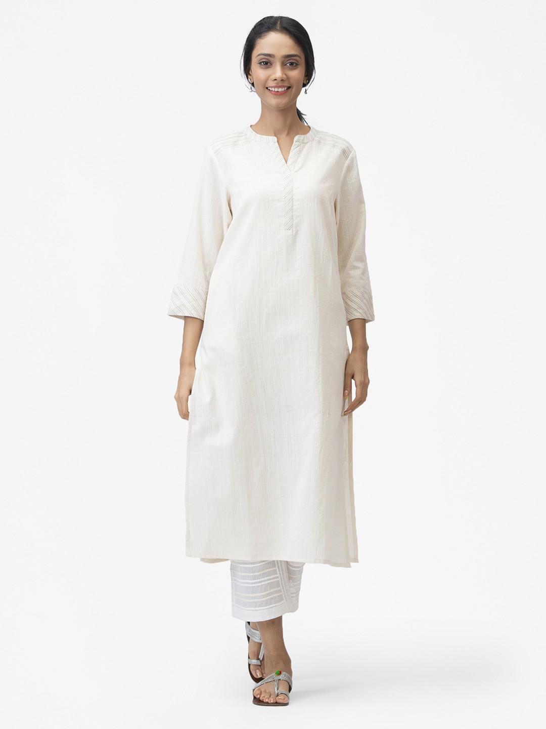

Fabindia Women White Self-Striped Thread Work Handwoven Straight Kurta