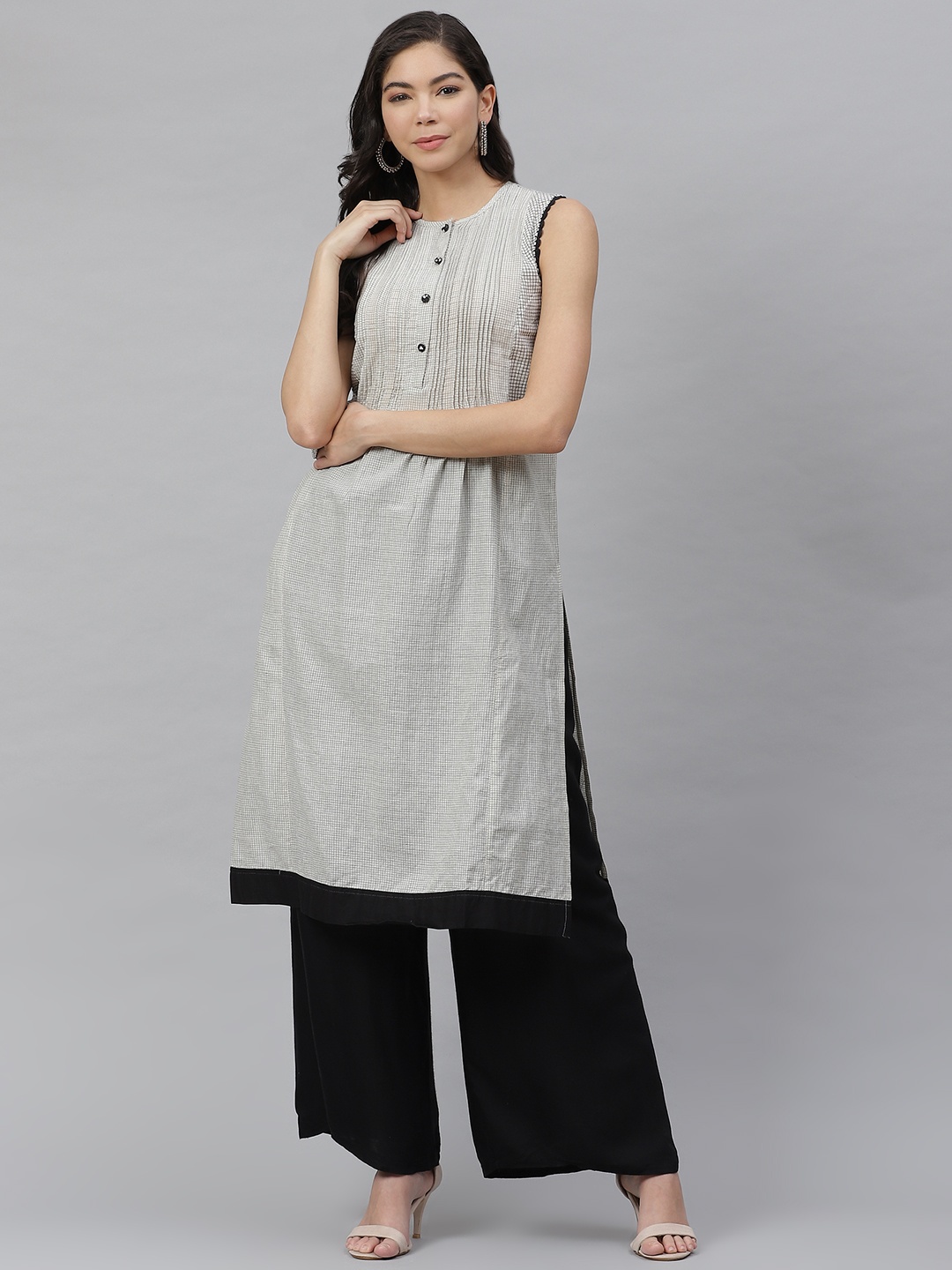 

Fabindia Women Off White & Black Checked Pure Cotton Handwoven Kurta