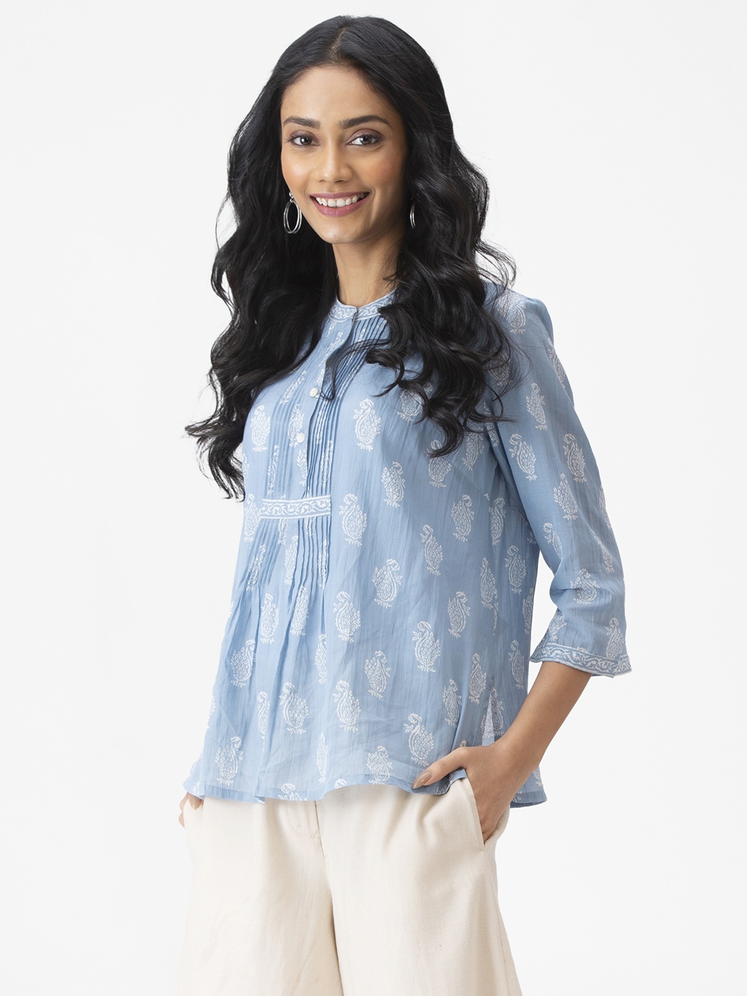 

Fabindia Blue & White Mandarin Collar Pleated Handblock Ethnic Motifs Print Tunic