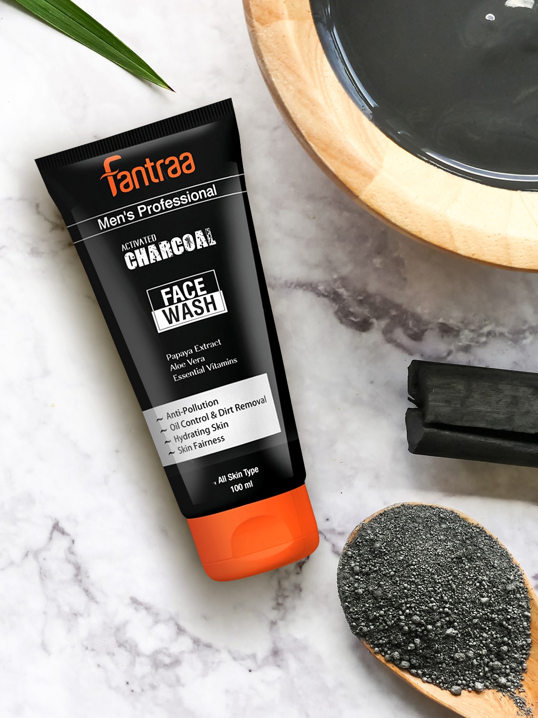 

Fantraa Activated Charcoal Facewash - 100ml, Black