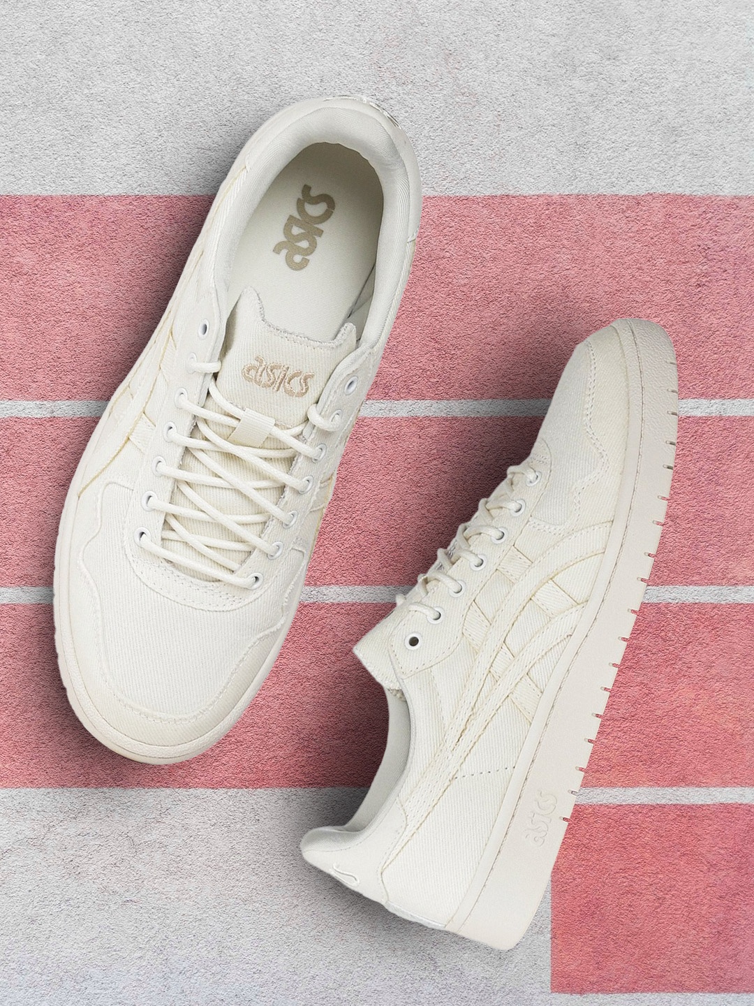 

ASICS Japan S Women White Canvas Running Shoes
