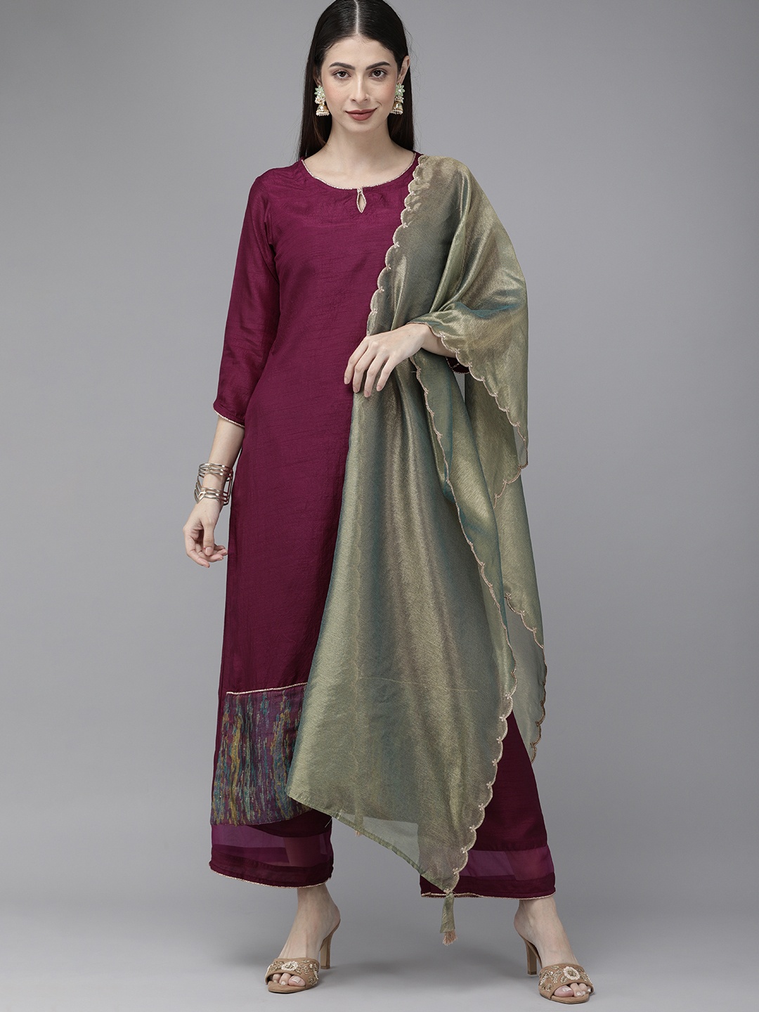 

Indo Era Women Magenta & Gold Printed Kurta with Palazzos & Dupatta
