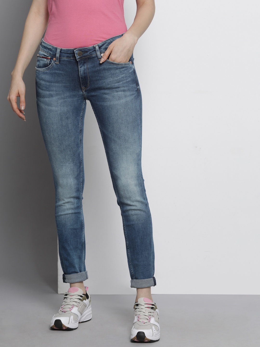 

Tommy Hilfiger Women Blue Sophie Skinny Fit Low-Rise Heavy Fade Stretchable Jeans