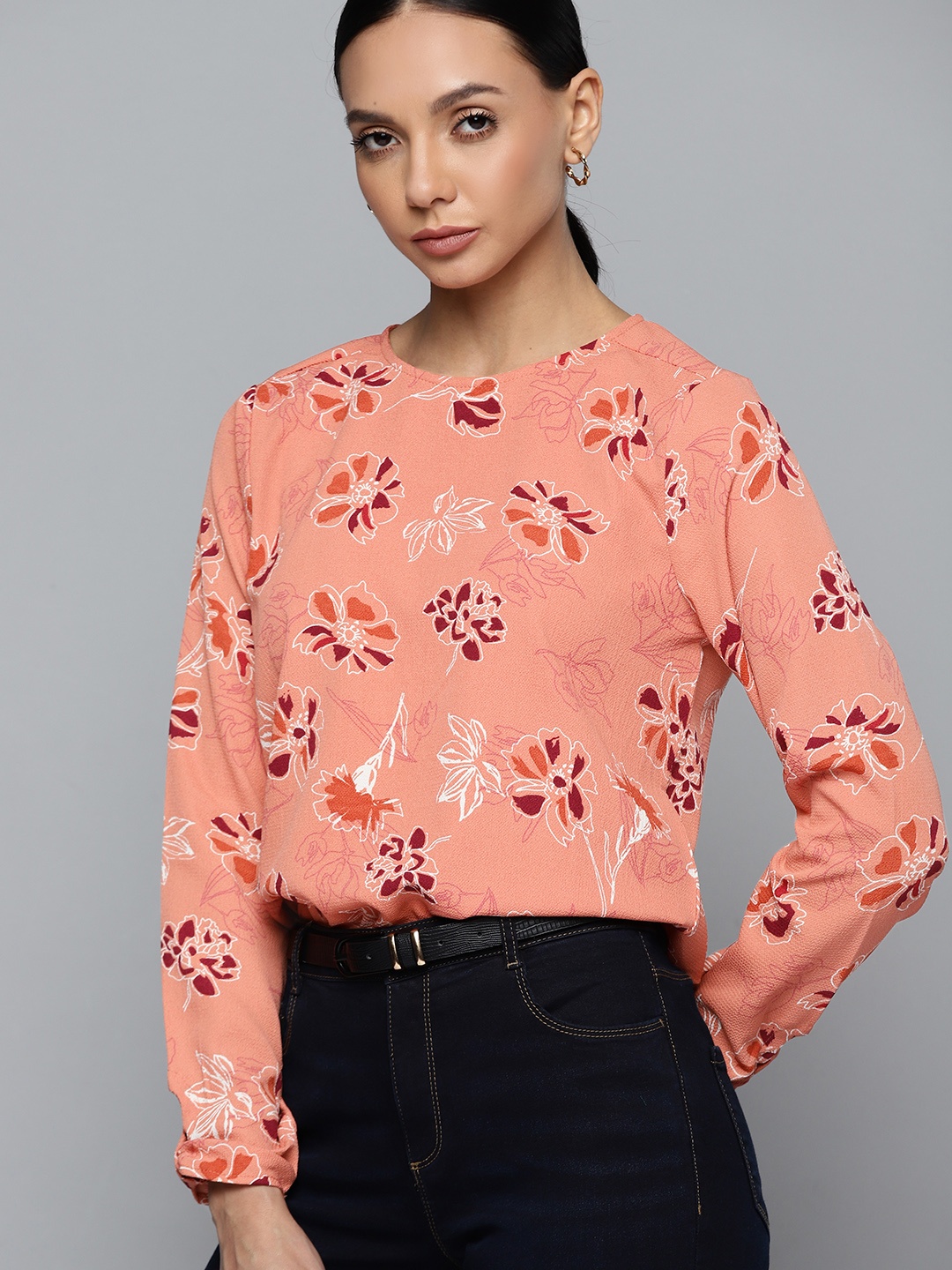 

Chemistry Women Pink & White Floral Regular Top