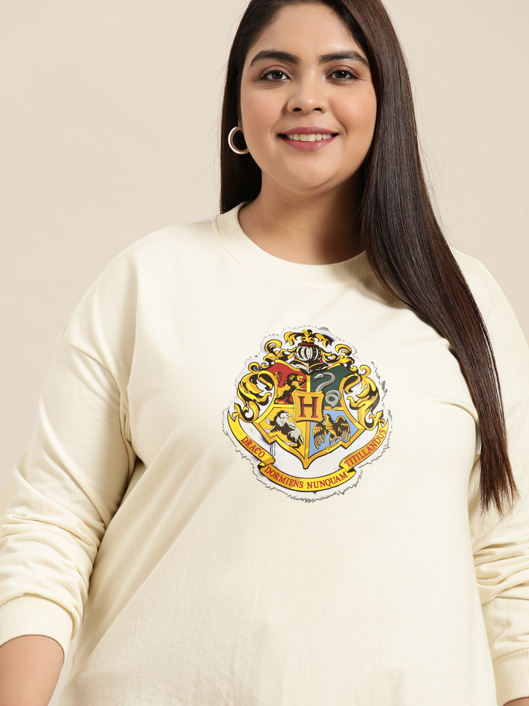 

Harry Potter By Sztori Women Plus Size Off White & Yellow Harry Potter Print Sweatshirt