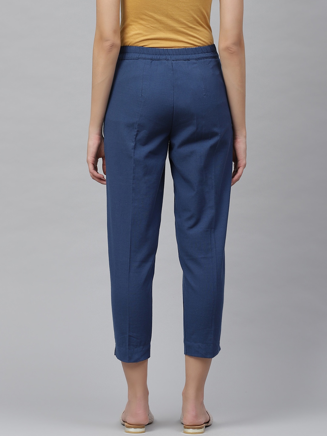 

Fabindia Women Blue Pure Cotton Solid Cropped Cigarette Trousers