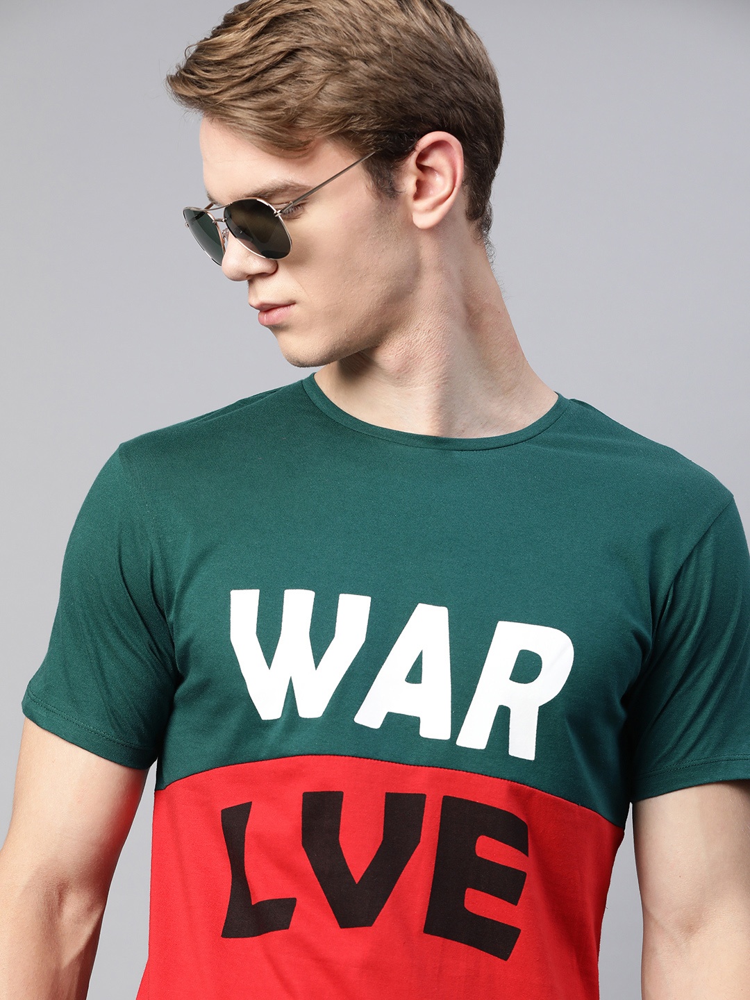 

Kook N Keech Men Green & Red Typography Printed T-shirt