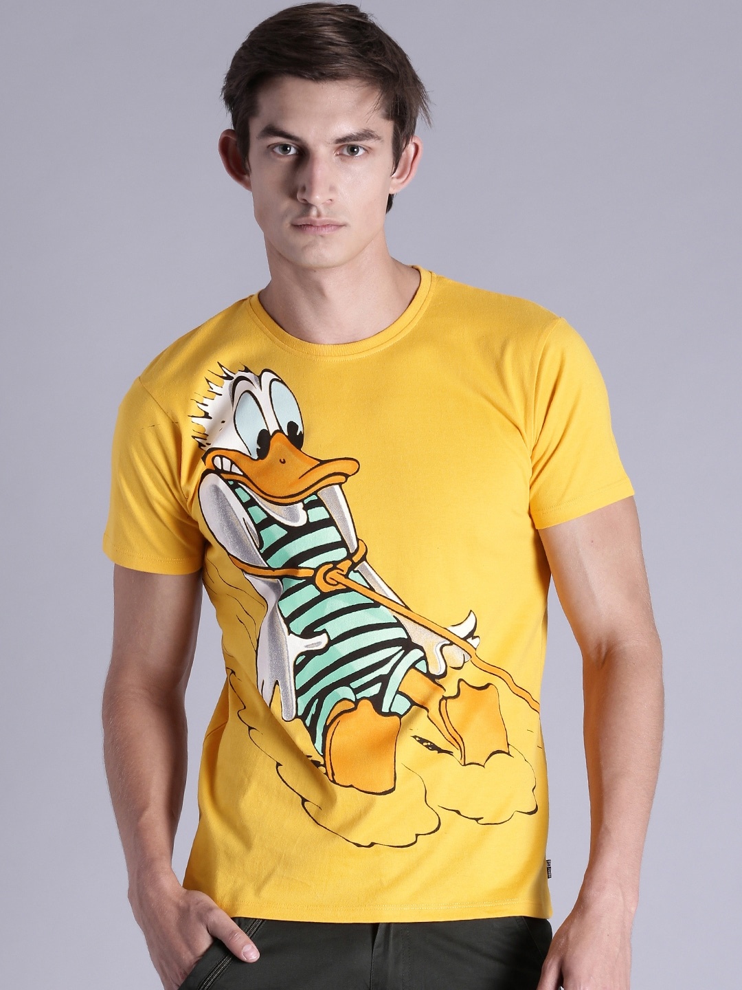 

Donald Duck Men Yellow Printed Round Neck T-shirt