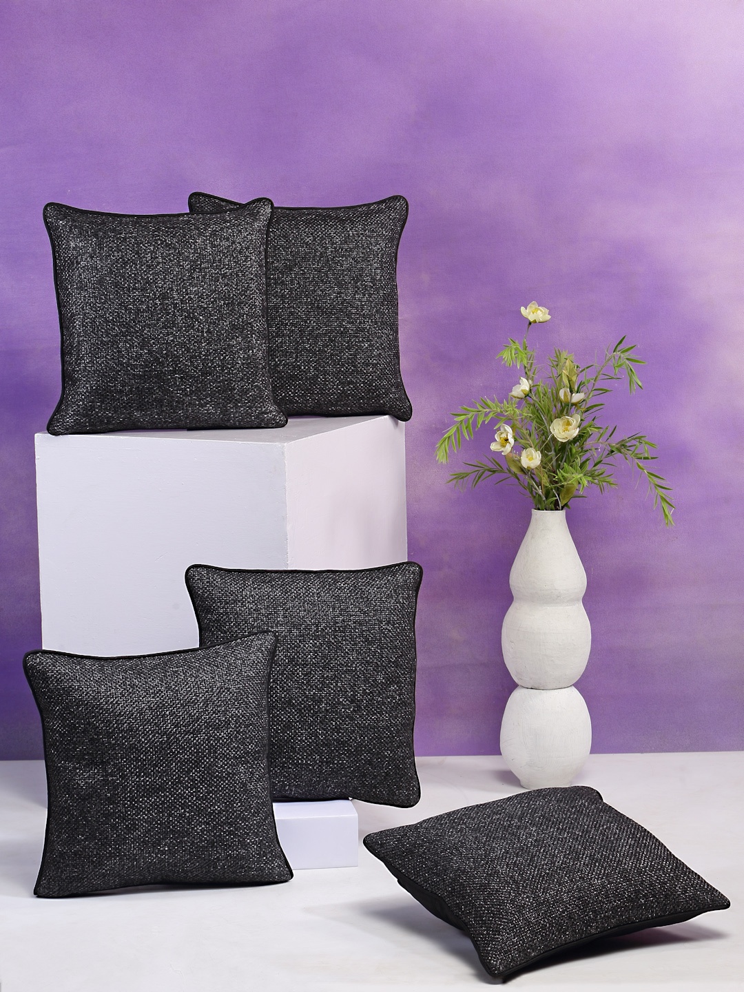 

DREAM WEAVERZ Set of 5 Black Solid Square Cushion Covers